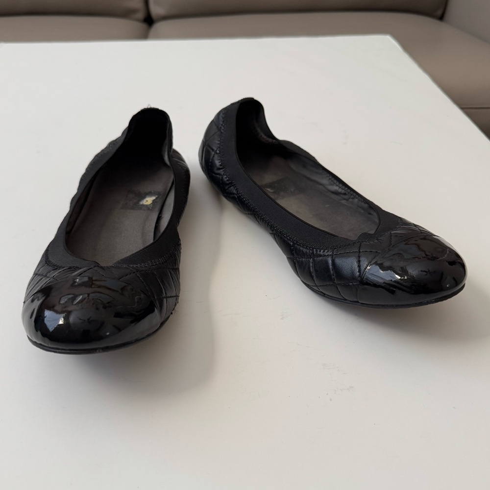 Stuart Weitzman Black Quilted Flats